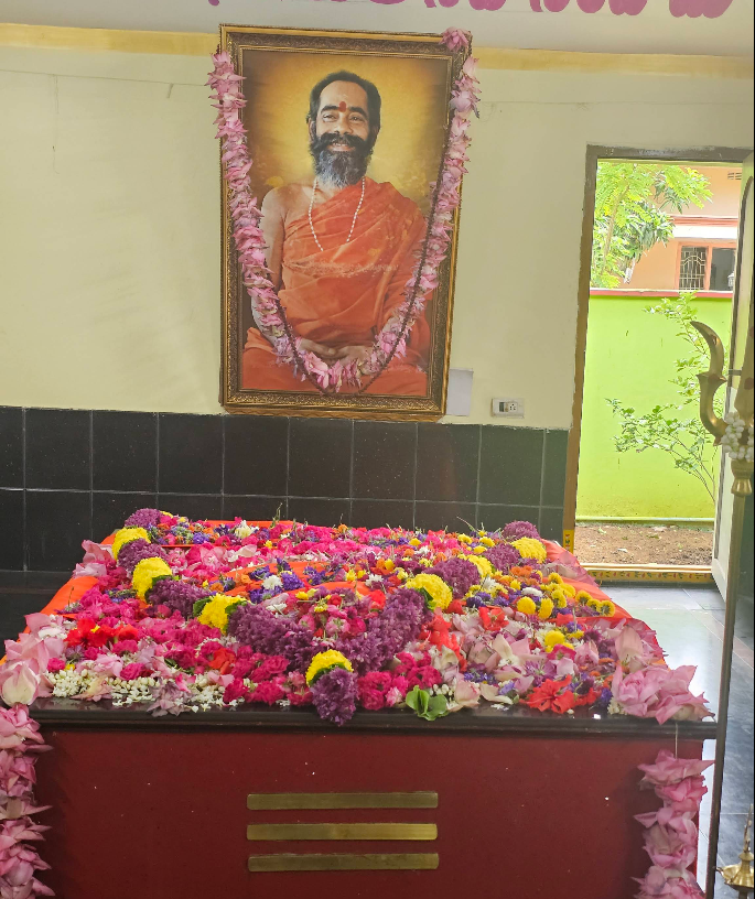 Ashram gallery photograph 3